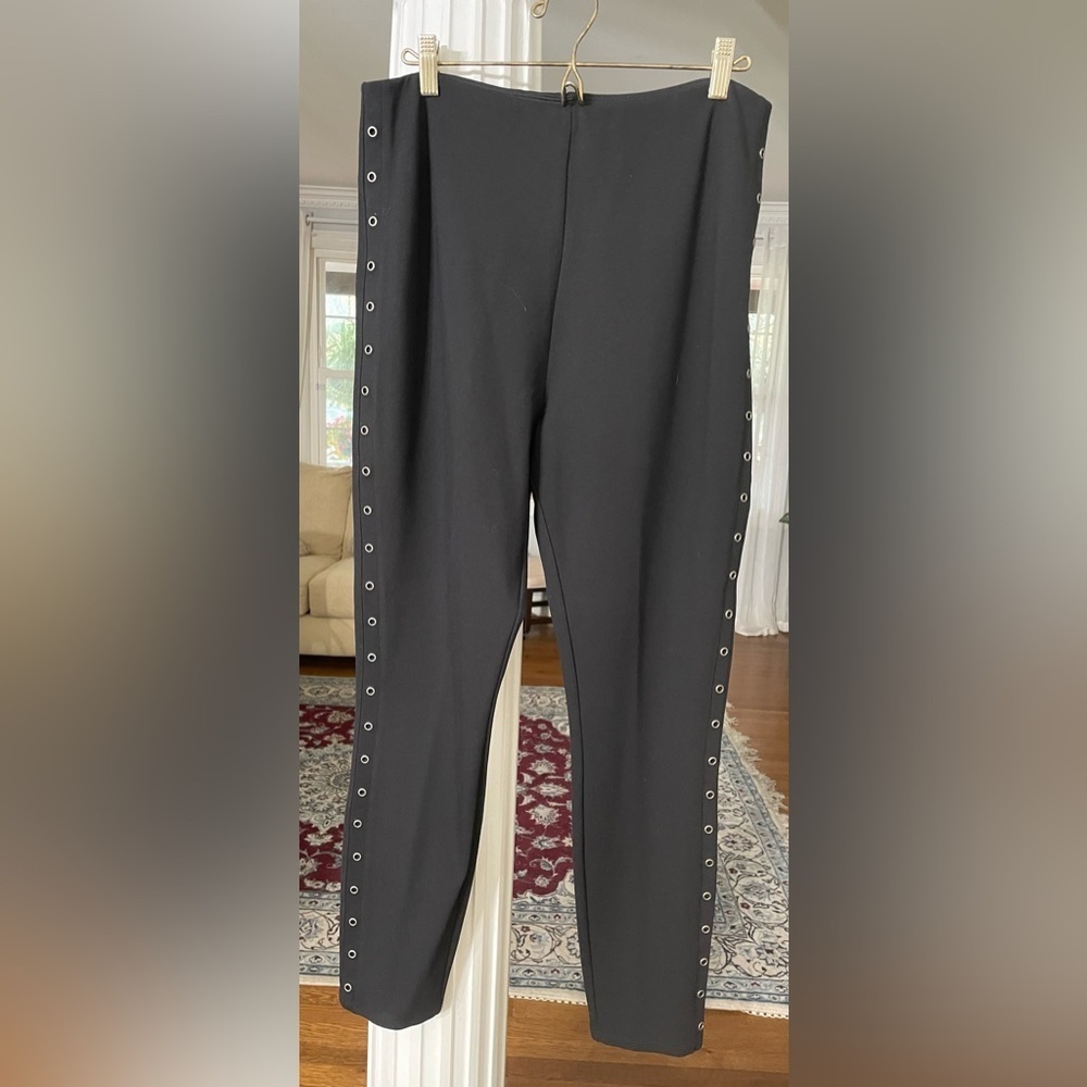Lysse women’s black Legging/ pants stretch with side studs design size X-Large - Picture 2 of 7